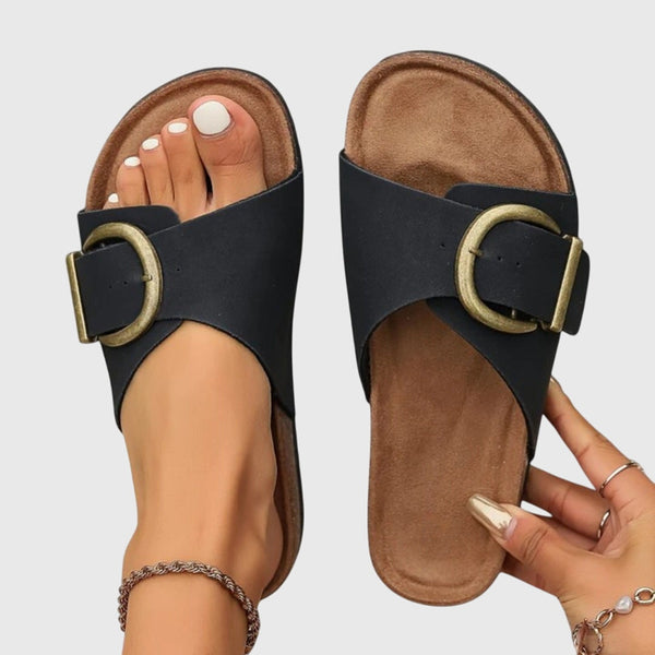 Amber - Sandália Slide Com Fivela Redonda Grande