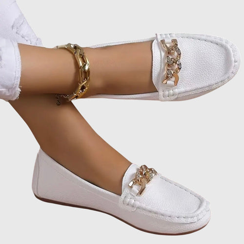 Silene - Mocassim Feminino com Corrente