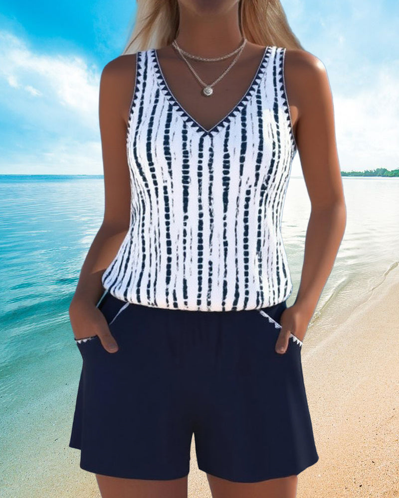 Mia - Tankini Decote V com Shorts de Bolsos