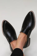 Elina - Sapato Slip-On de Bico Fino com Pespontos Aparentes