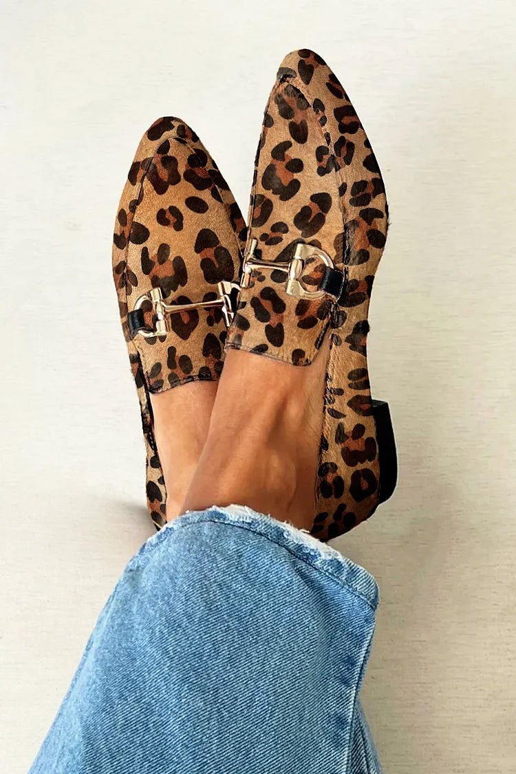 Gia - Mocassim de Oncinha com Bico Afilado e Bridão