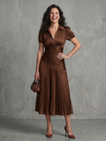 Bianca - Vestido Midi Listrado com Cintura Plissada