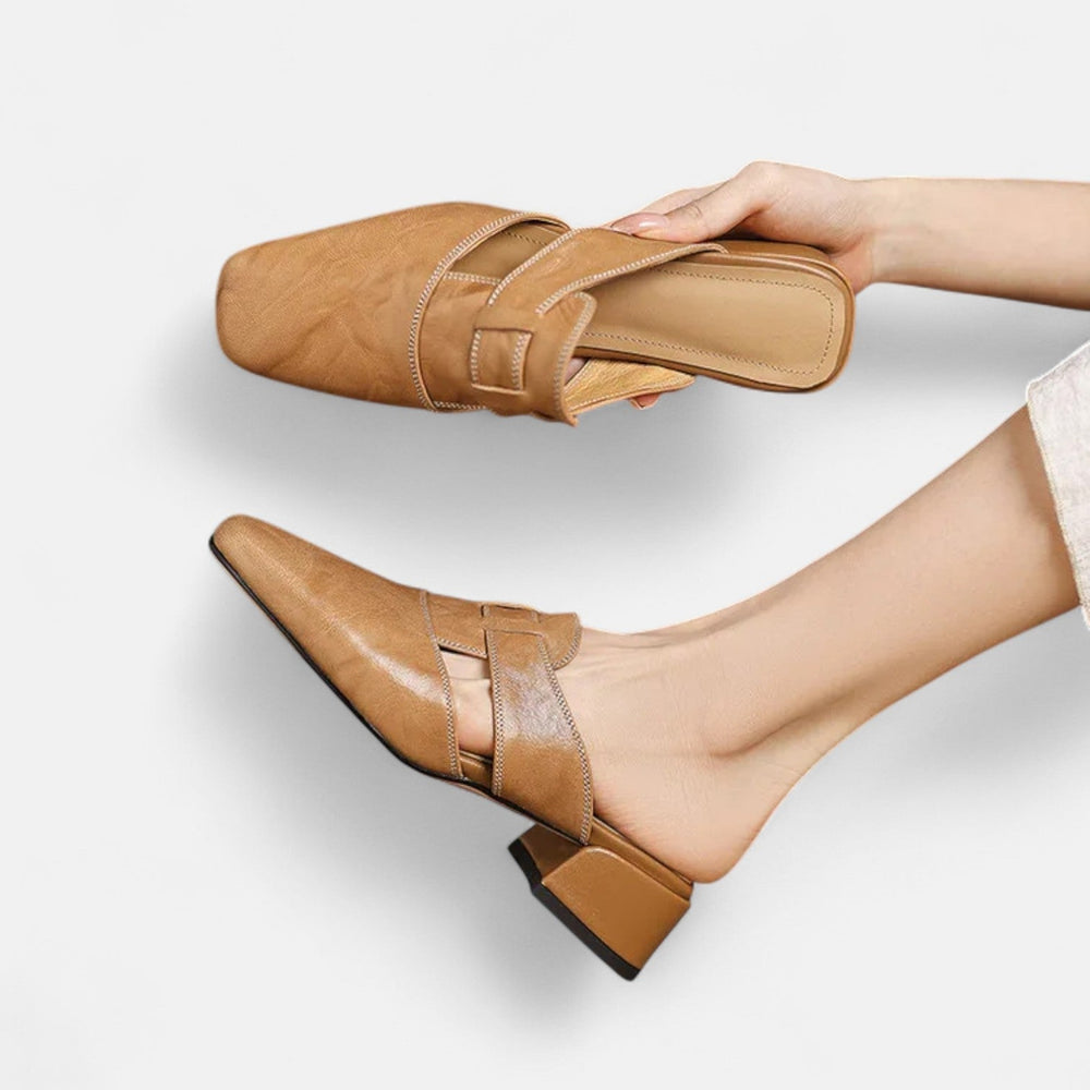 Andie - Mule de Bico Quadrado com Fivela Forrada