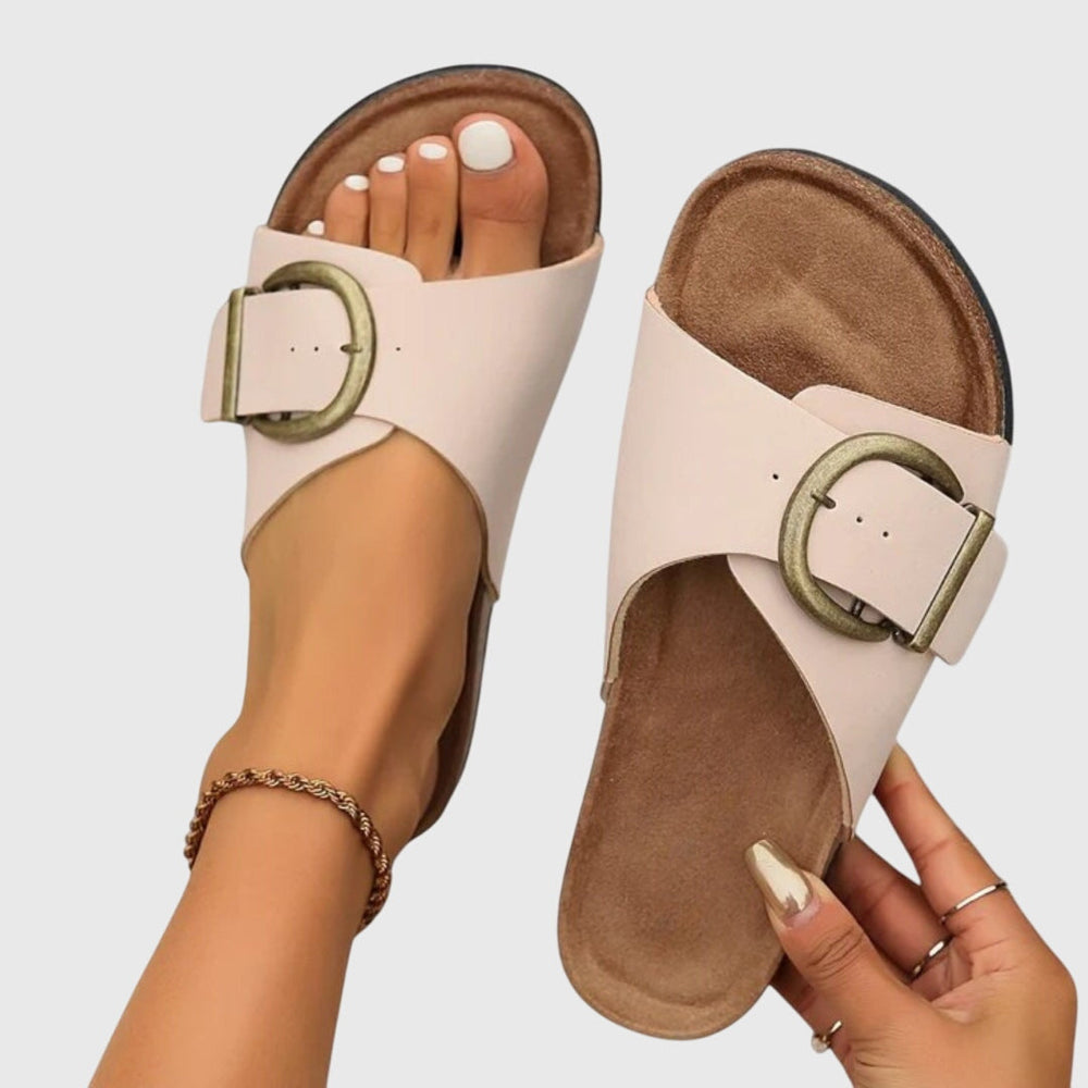 Amber - Sandália Slide Com Fivela Redonda Grande
