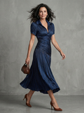 Theodora - Vestido Midi Listrado com Cintura Plissada