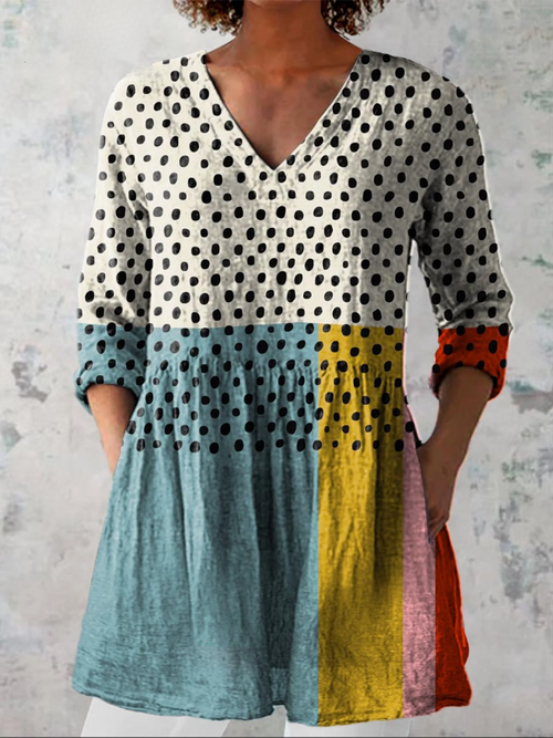 Valerie - Blusa Alongada Decote V Poá com Blocos de Cor