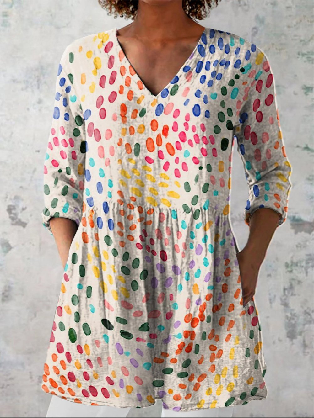 Pauline - Blusa Alongada Decote V Estampa de Confete