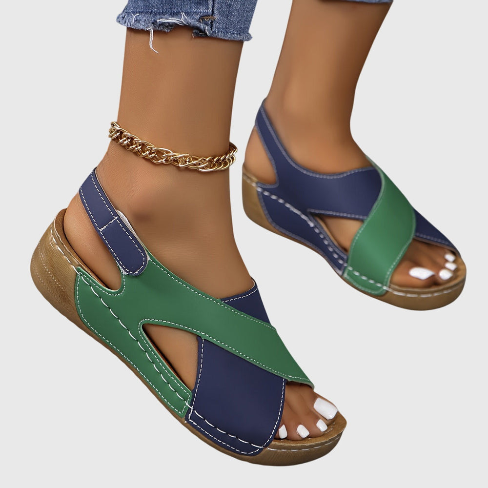 Ainsley - Sandália Anabela de Tiras Cruzadas com Velcro