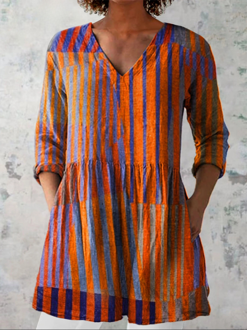 Nadia - Blusa Alongada Decote V Listras Verticais