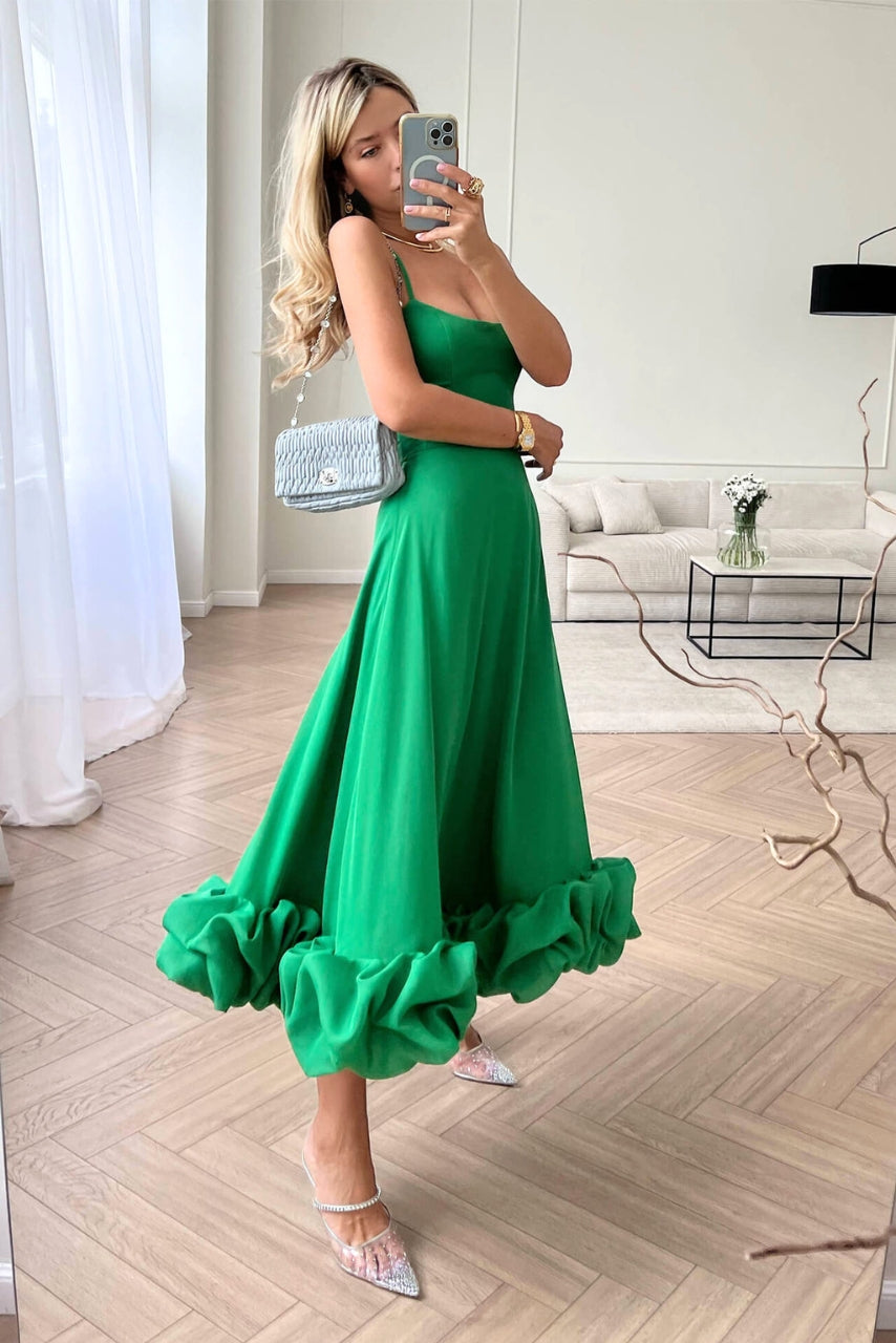 Emanuela - Vestido Elegante Fluido