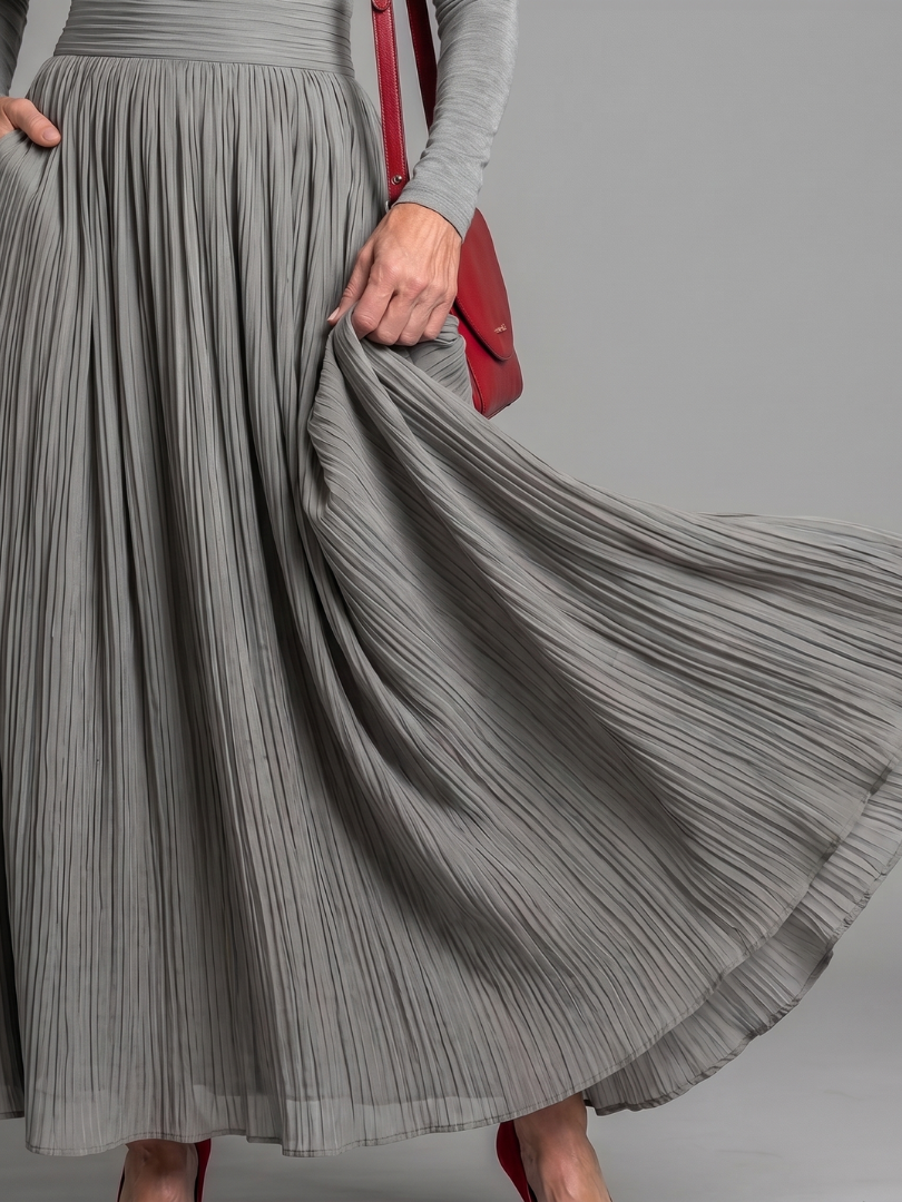 Lana - Vestido Midi de Manga Longa com Gola Alta e Cintura Marcada