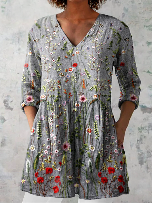 Amelie - Blusa Alongada Decote V Flores do Campo