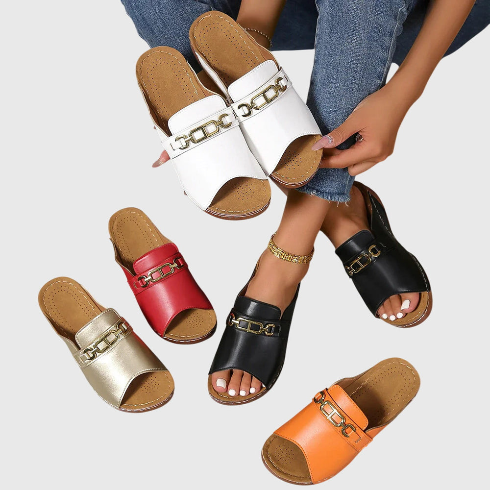 Kimberly - Tamanco Peep Toe com Corrente Metálica