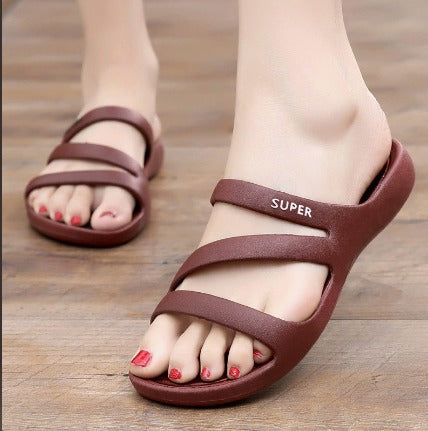 Daryell - Chinelo Moldado com Três Tiras Assimétricas