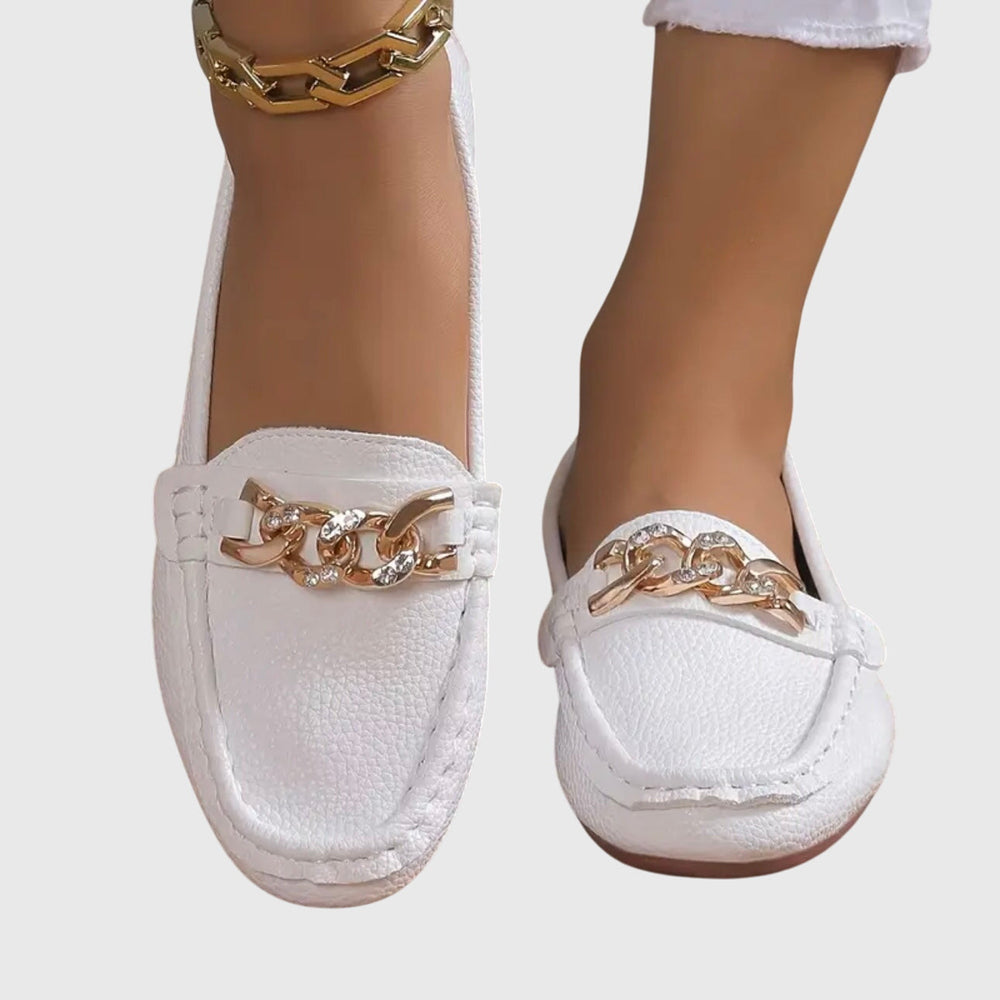 Silene - Mocassim Feminino com Corrente
