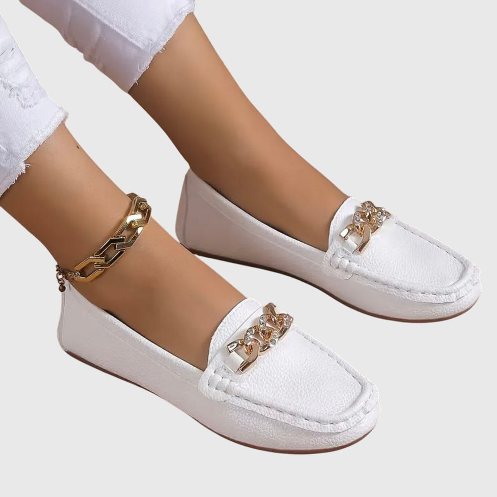 Silene - Mocassim Feminino com Corrente