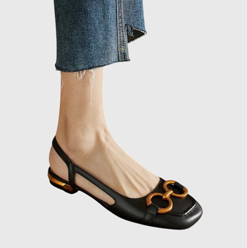 Cecilia - Sapatilha Slingback de Bico Quadrado com Argolas
