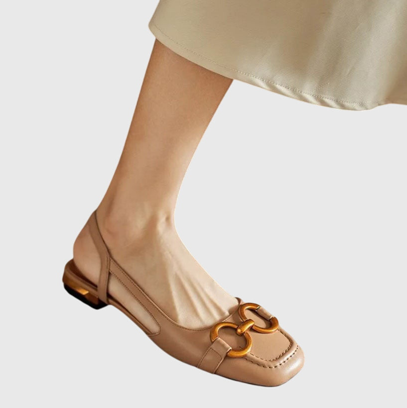 Cecilia - Sapatilha Slingback de Bico Quadrado com Argolas