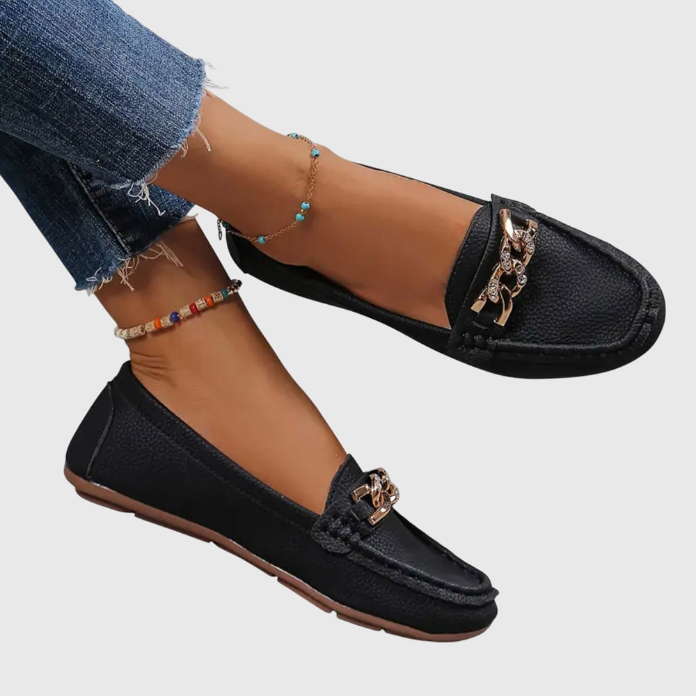 Silene - Mocassim Feminino com Corrente