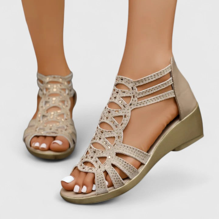 Mindy - Sandália Gladiadora com Strass e Zíper Traseiro
