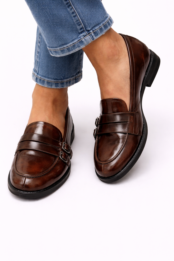Maevie - Mocassim de Brilho com Tira de Duas Fivelas