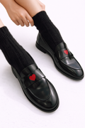 Elsie - Mocassim com Coração Bordado na Tira