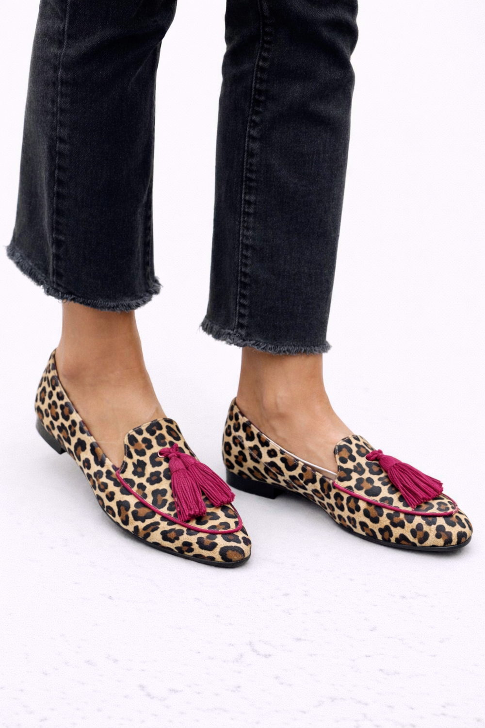 Rosalie - Mocassim de Oncinha com Bico Redondo e Tassel