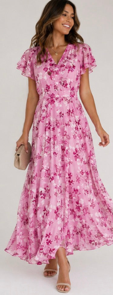 Giovana - Vestido Glamouroso que Disfarça a Barriga