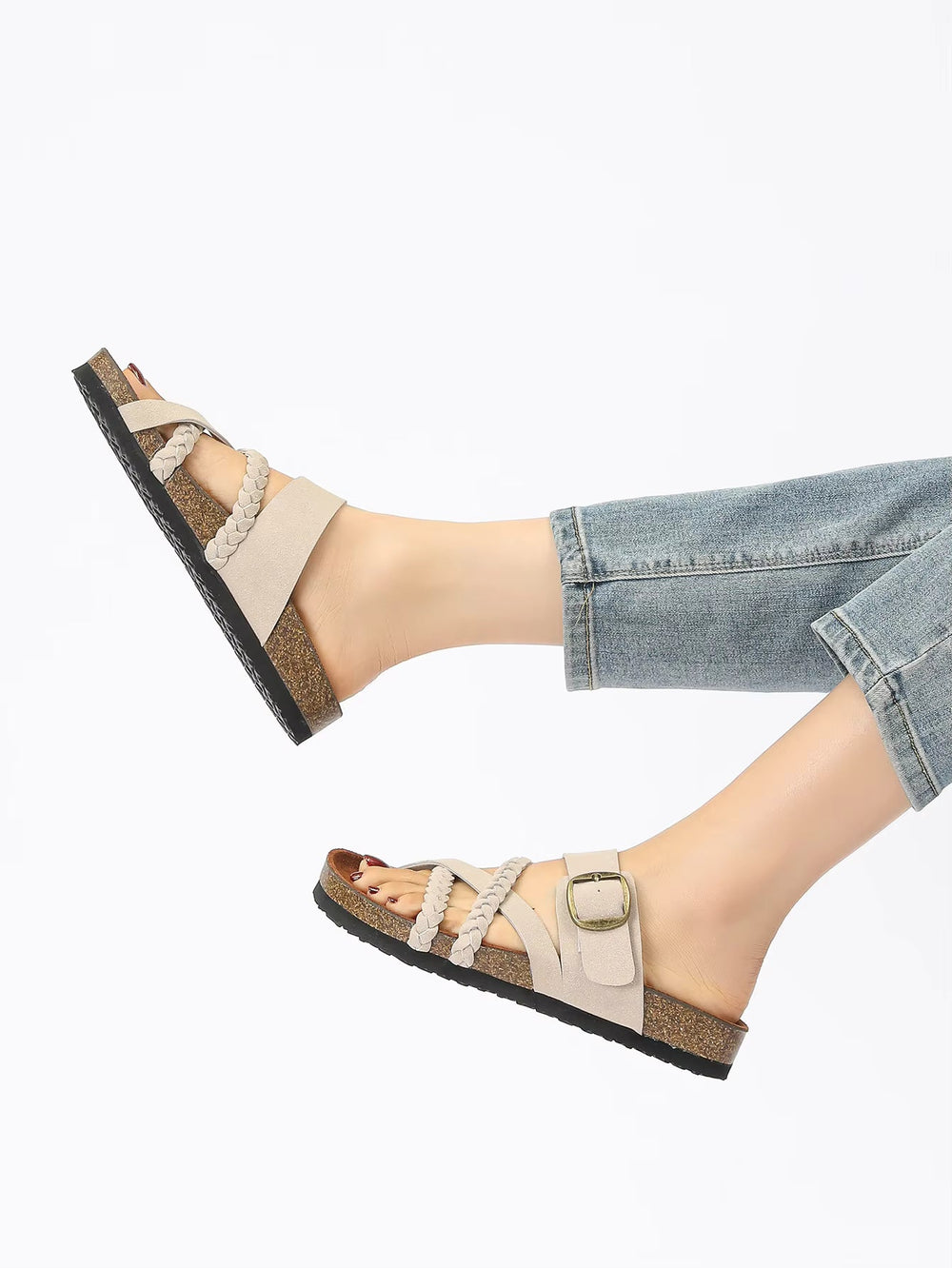 Elaine - Chinelo com Tranças, Fivela e Solado de Cortiça