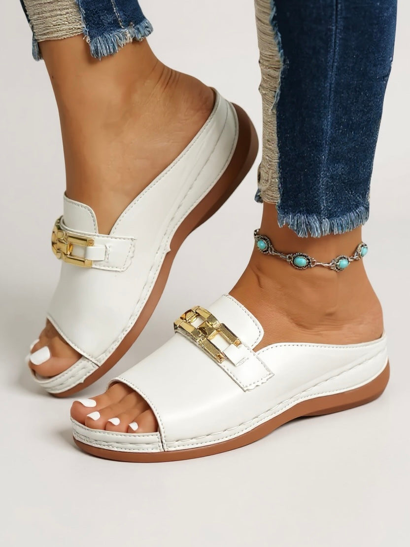 Gilvânia - Sandália Feminina Slip On