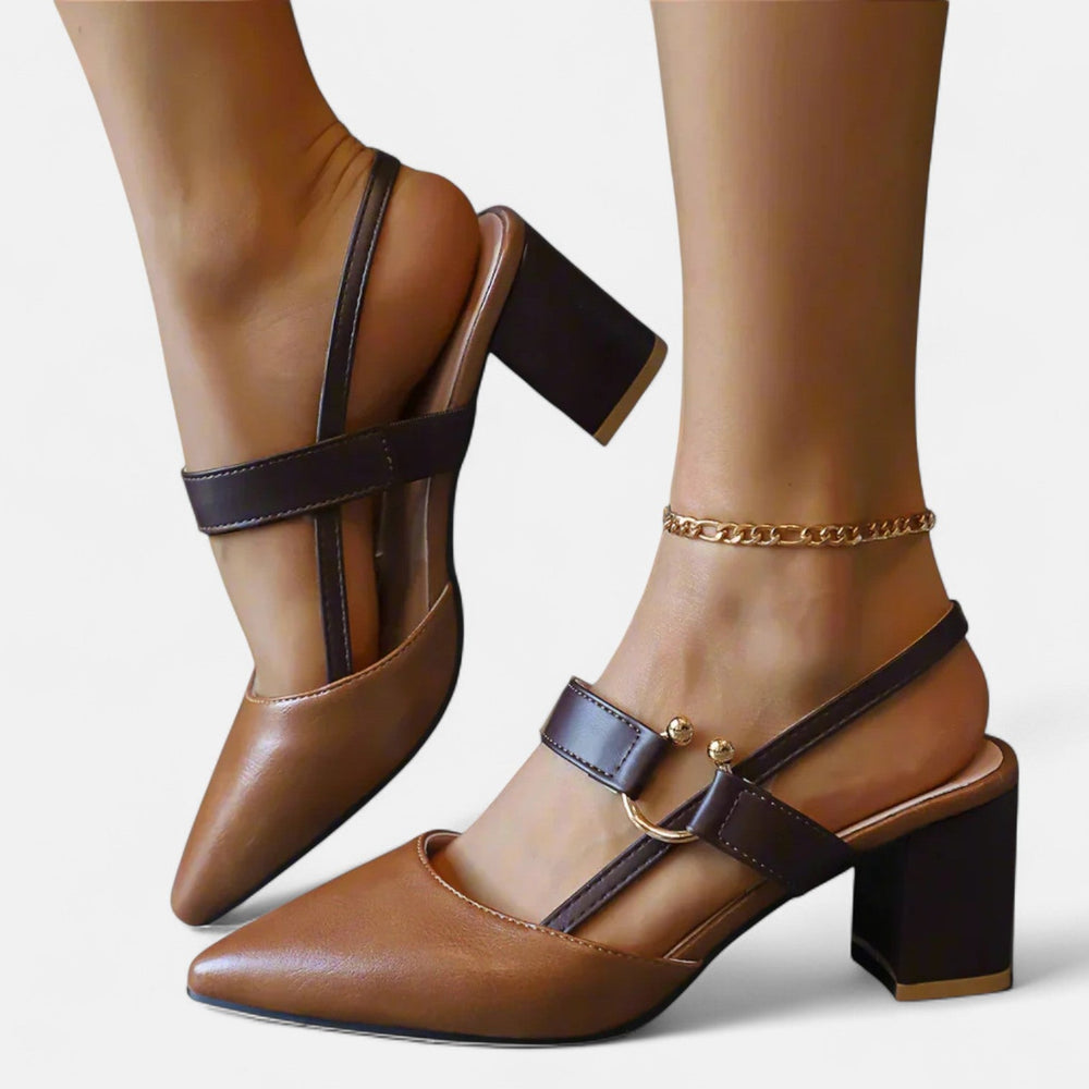 Carla - Scarpin Slingback de Bico Fino com Argola