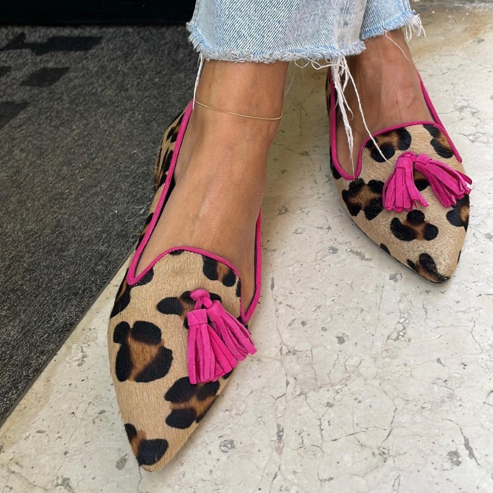 Alyssa - Sapatilha de Onça com Tassel e Decote Baixo