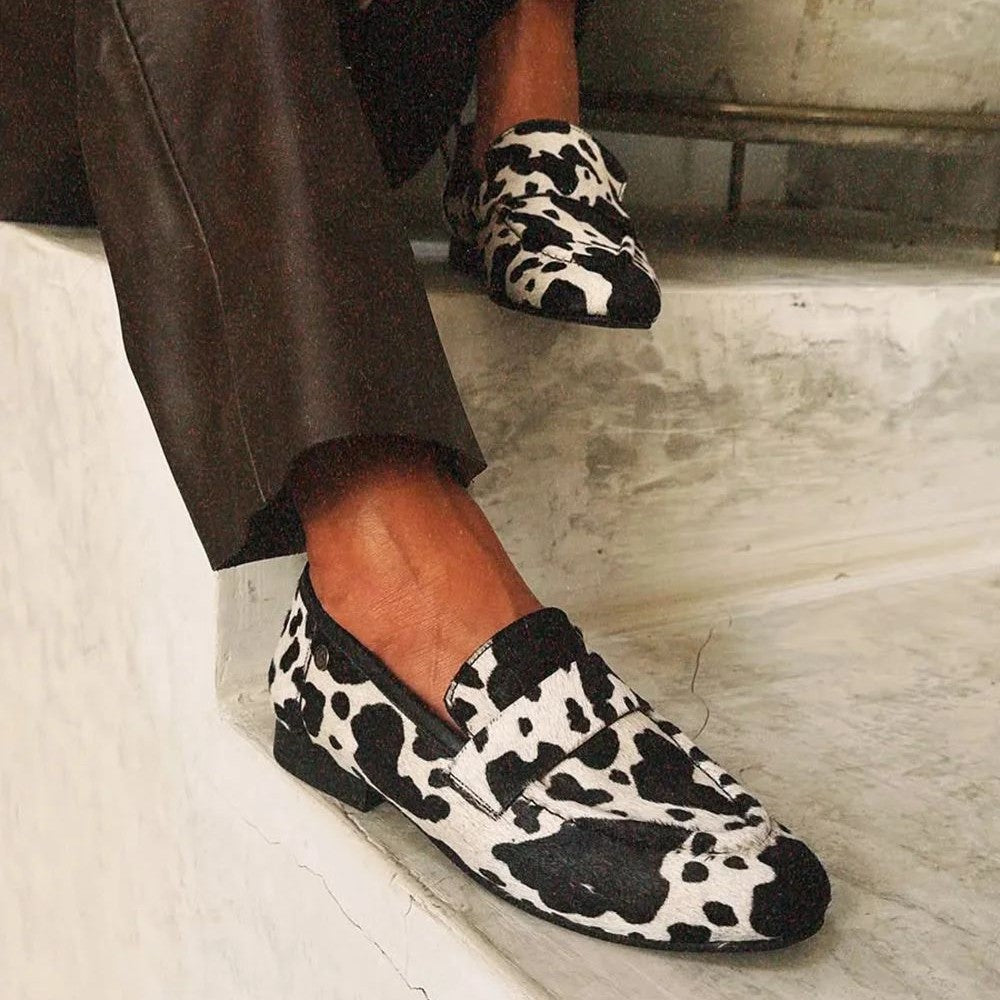 Darcy - Mocassim Penny com Estampa de Vaca