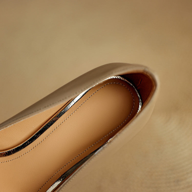 Clair - Scarpin de Bico Fino com Ponteira Metálica