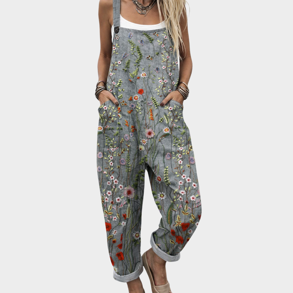 Alessandra - Jardineira com Flores Silvestres Miúdas