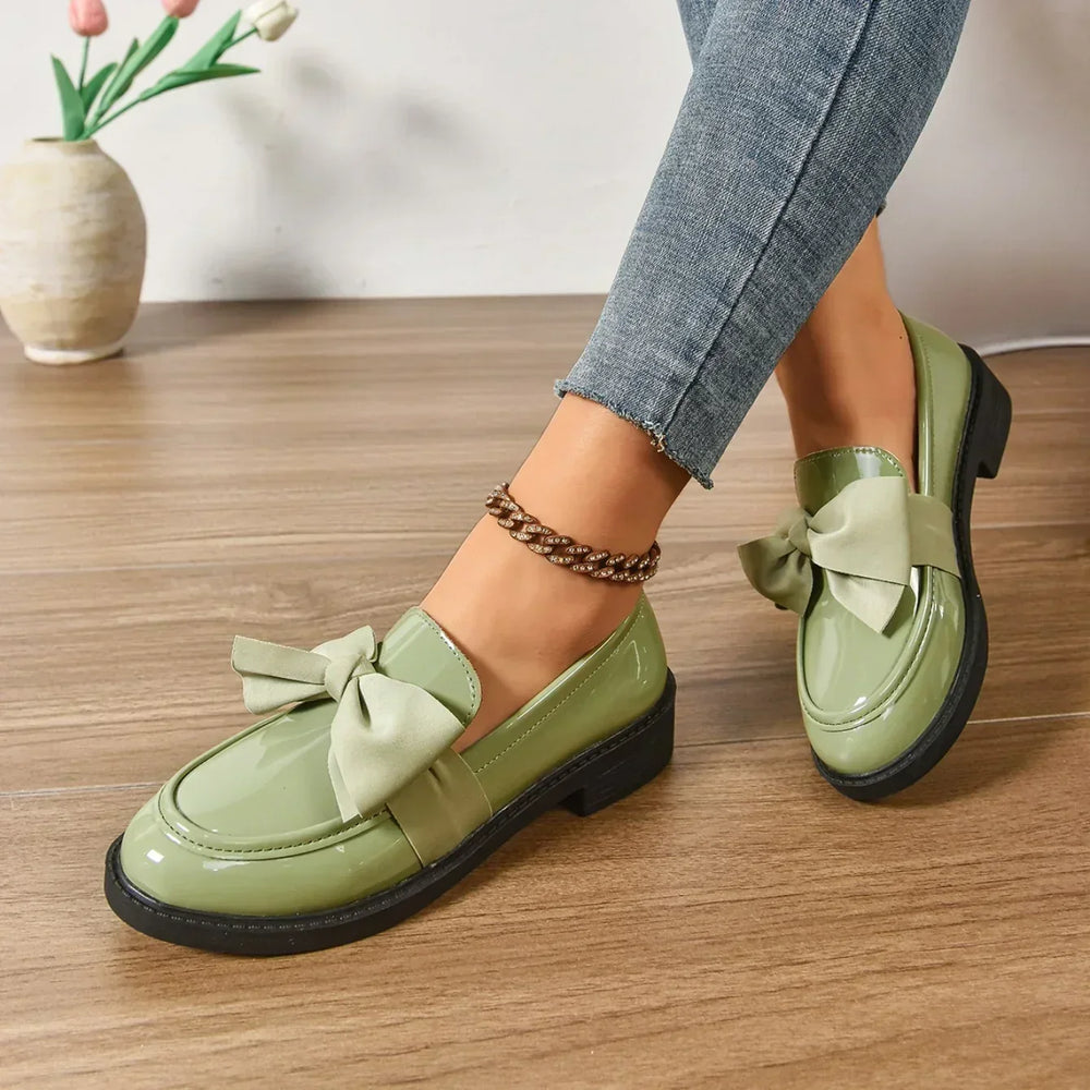 Kelis - Mocassim com Laço e Solado Grosso
