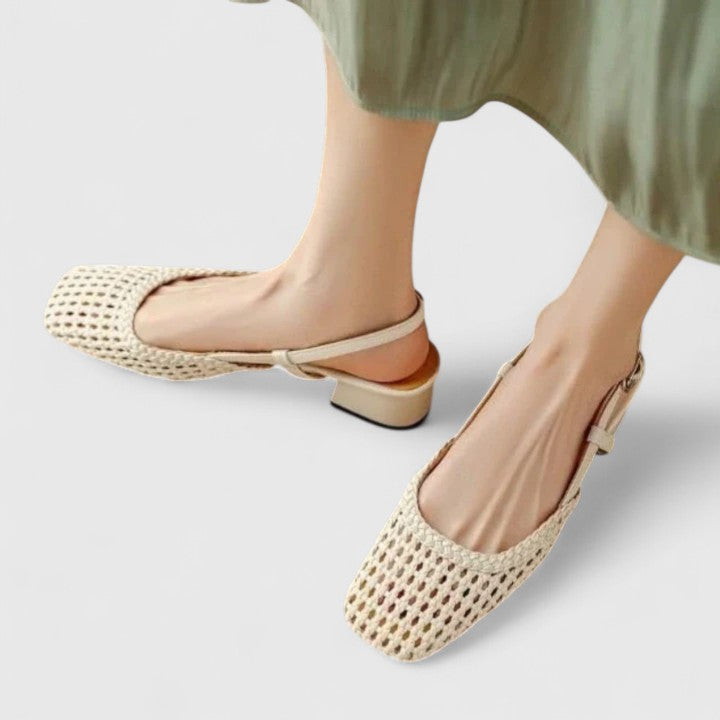 Daniela - Scarpin Slingback Trançado de Salto Bloco