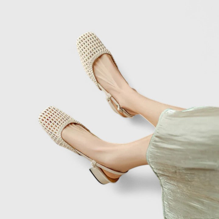 Daniela - Scarpin Slingback Trançado de Salto Bloco