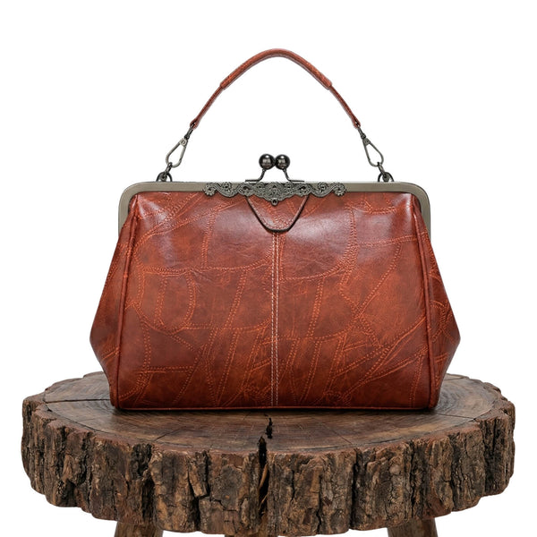 Letícia - Bolsa de Mão com Moldura Ornamentada e Pespontos