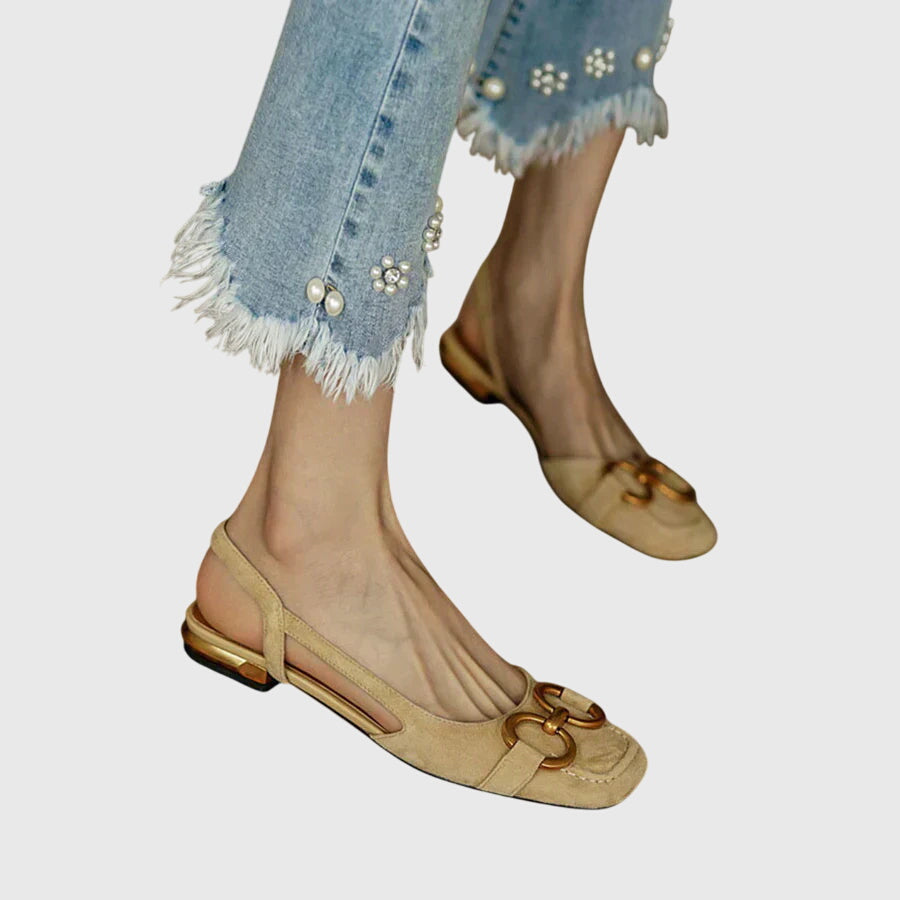 Cecilia - Sapatilha Slingback de Bico Quadrado com Argolas